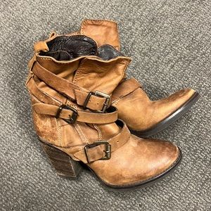 Steve Madden Leather Boots